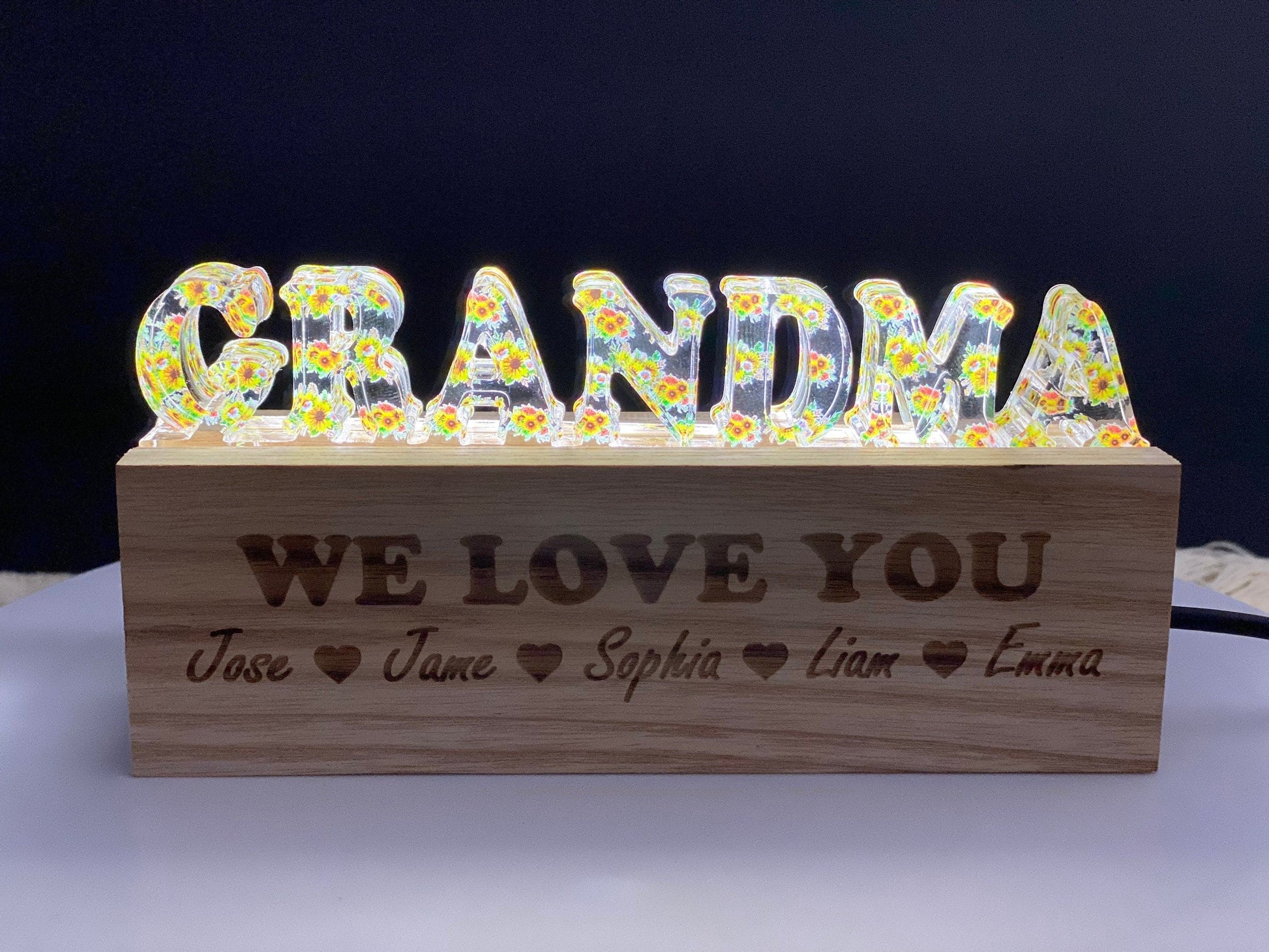 Personalized Grandma Night Light: Custom LED Wooden Base - product image 8