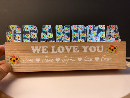 Personalized Grandma Night Light: Custom LED Wooden Base - product image 3