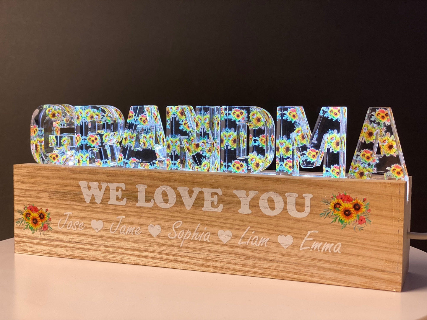 Personalized Grandma Night Light: Custom LED Wooden Base - product image 6