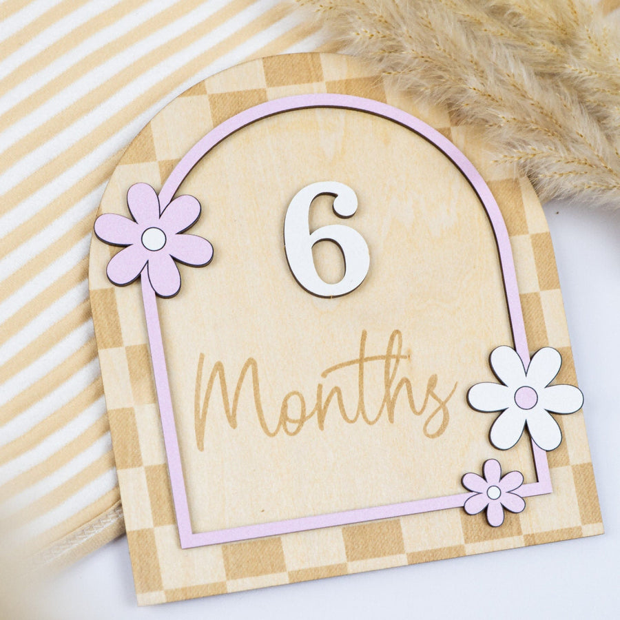 Wooden Daisy Flower Baby Milestone Card: Photo Prop - main product image